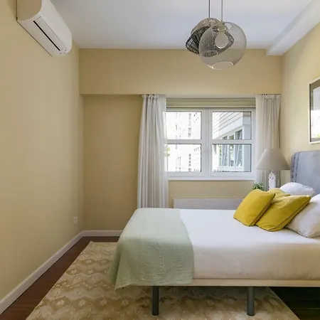 Daire Heros By Forever